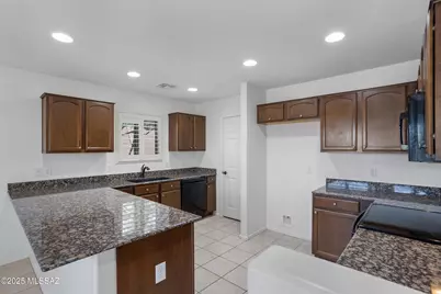 13303 N Barlassina Drive, Oro Valley, AZ 85755 - Photo 14