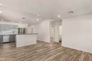 1304 E 13th St, Tucson, AZ 85719 - Photo 22