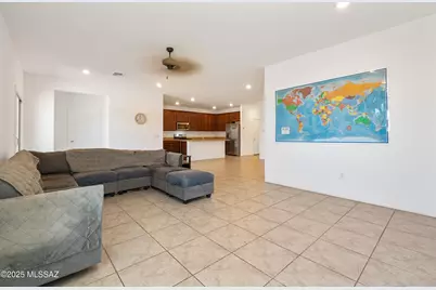 6265 S Desert Peak Drive, Tucson, AZ 85706 - Photo 2