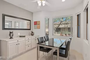 472 W Knotwood St, Green Valley, AZ 85614 - Photo 12