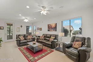 472 W Knotwood St, Green Valley, AZ 85614 - Photo 6