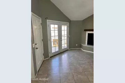 1200 E River Road #A13, Tucson, AZ 85718 - Photo 8