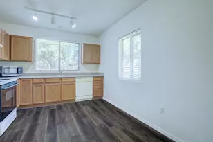 326 E Calle Nacrita, Green Valley, AZ 85614 - Photo 10