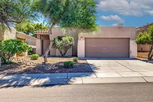 326 E Calle Nacrita, Green Valley, AZ 85614 - Photo 1