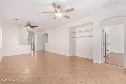 275 W Calle Moncayo, Sahuarita, AZ 85629 - Photo 8