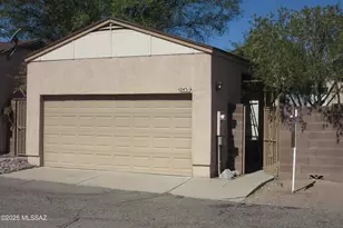 2451 N Palo Hacha Dr, Tucson, AZ 85745 - Photo 22