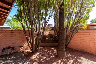 2431 E 2nd St, Tucson, AZ 85719 - Photo 8