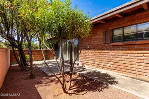 2431 E 2nd St, Tucson, AZ 85719 - Photo 6