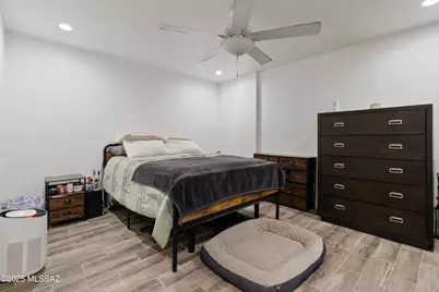 [Address not provided], Tucson, AZ 85746 - Photo 12