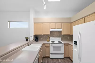 6329 Camino De Cabaluna, Tucson, AZ 85704 - Photo 8