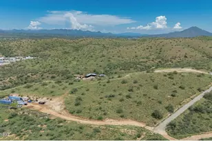 3197 N Edith Pl, Nogales, AZ 85621 - Photo 2