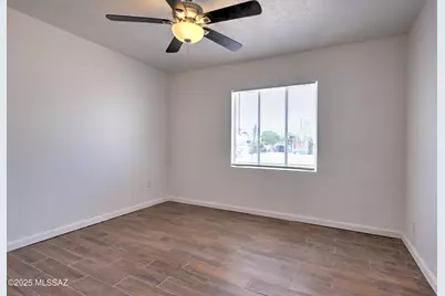 801 S Belvedere Avenue, Tucson, AZ 85711 - Photo 26