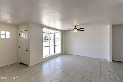 801 S Belvedere Avenue, Tucson, AZ 85711 - Photo 14