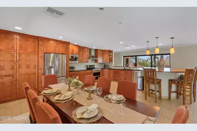 1300 E Via Entrada, Tucson, AZ 85718 - Photo 8