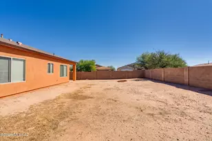 8227 W Calle Escorial, Tucson, AZ 85757 - Photo 46