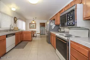 6861 E Dorado Ct, Tucson, AZ 85715 - Photo 6