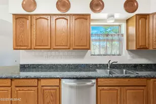 1057 Carmelita Dr, Sierra Vista, AZ 85635 - Photo 8