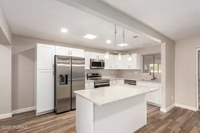 481 E Paseo Chuparosas, Green Valley, AZ 85614 - Photo 8