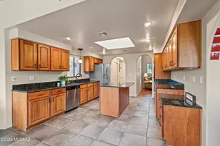 11064 N Guava Dr, Oro Valley, AZ 85737 - Photo 10