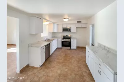 8558 E Ruby Drive, Tucson, AZ 85730 - Photo 6