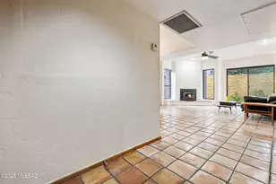 2877 E Sierra Vista Rd, Tucson, AZ 85716 - Photo 10