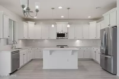 8608 N Western Juniper Terrace, Tucson, AZ 85743 - Photo 10