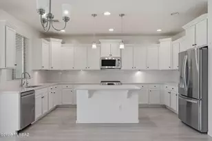 8608 N Western Juniper Terrace, Tucson, AZ 85743 - Photo 10