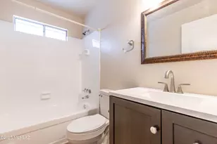 1585 E Prince Rd, Tucson, AZ 85719 - Photo 24