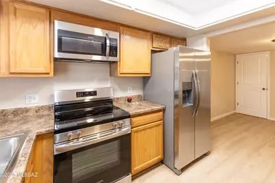 1585 E Prince Road, Tucson, AZ 85719 - Photo 1