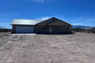 1237 E Desert Sky Ln, Benson, AZ 85602 - Photo 2