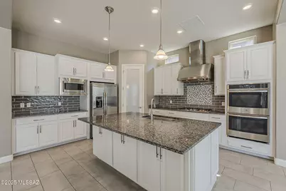 757 W Aviator Crossing Drive, Oro Valley, AZ 85755 - Photo 10