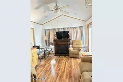 1030 S Barrel Cactus Ridge #53, Benson, AZ 85602 - Photo 2