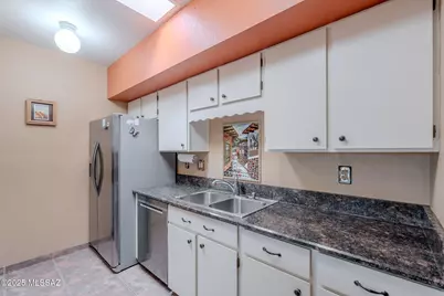 2853 S Calle Flamenco, Green Valley, AZ 85614 - Photo 12