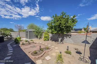 10163 E Sunset Meadow Place, Tucson, AZ 85747 - Photo 34