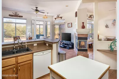 14230 N Lobelia Way, Oro Valley, AZ 85755 - Photo 14
