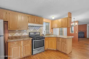 6242 E Ship Rock Dr, Tucson, AZ 85756 - Photo 6