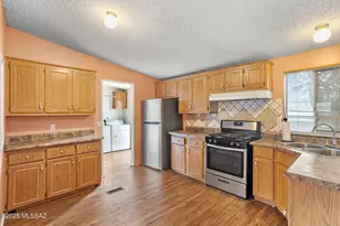 6242 E Ship Rock Dr, Tucson, AZ 85756 - Photo 8