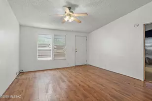 6242 E Ship Rock Dr, Tucson, AZ 85756 - Photo 4