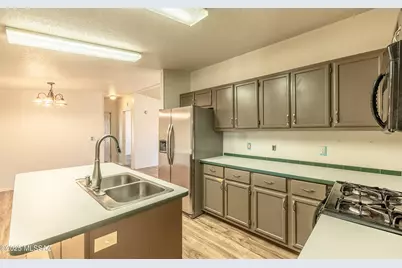 [Address not provided], Tucson, AZ 85743 - Photo 8