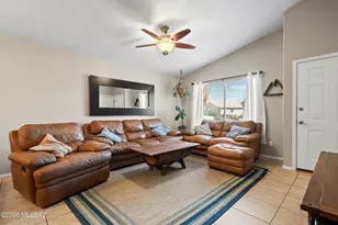 2228 W Silverbell Tree Dr, Tucson, AZ 85745 - Photo 4