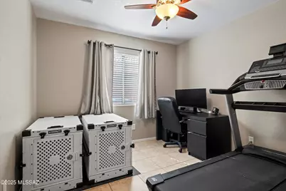 2228 W Silverbell Tree Drive, Tucson, AZ 85745 - Photo 14