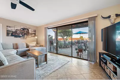 1560 W Calle Del Ducado, Green Valley, AZ 85622 - Photo 6