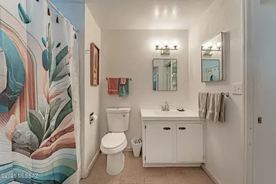 329 S Paseo Tierra #A, Green Valley, AZ 85614 - Photo 14
