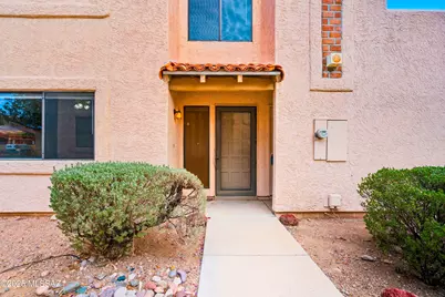 2457 N Ironwood Ridge Drive, Tucson, AZ 85745 - Photo 2