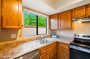 2457 N Ironwood Ridge Dr, Tucson, AZ 85745 - Photo 10