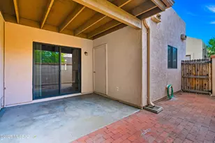 2457 N Ironwood Ridge Dr, Tucson, AZ 85745 - Photo 20