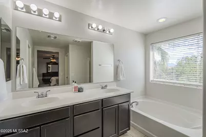 697 W Calle Ocarina, Sahuarita, AZ 85629 - Photo 32