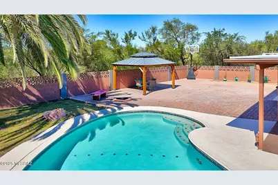 7335 N Casablanca Drive, Tucson, AZ 85704 - Photo 2