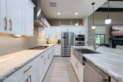 14414 N Mickelson Canyon Court, Oro Valley, AZ 85755 - Photo 10