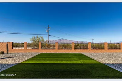 3901 W Ironwood Hill Drive, Tucson, AZ 85745 - Photo 6